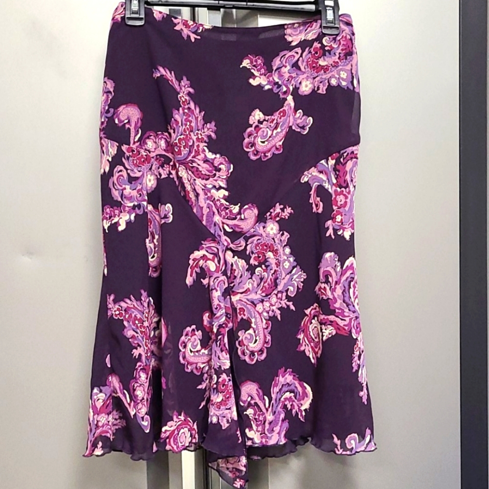 Ladies skirt